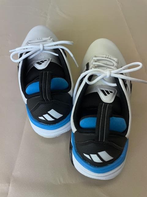 新品 アディパワー 26 ワイド スパイクレス ゴルフシューズ 29cm