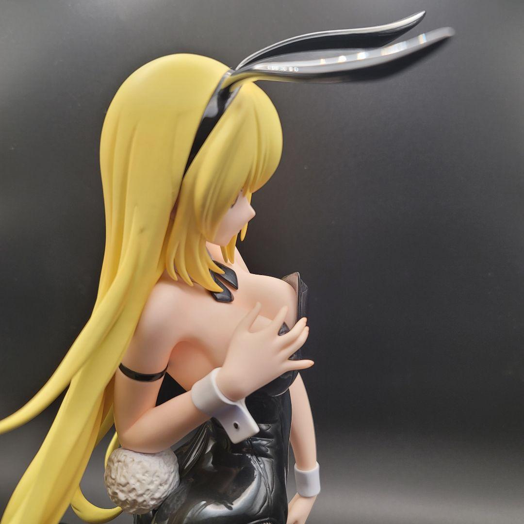 アイズ・ヴァレンシュタイン バニーVer 1/4 フィギュア FREEing
