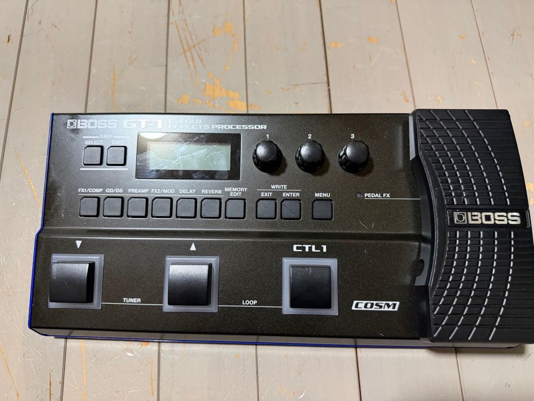 BOSS GT-1 ギターエフェクター　教科書付