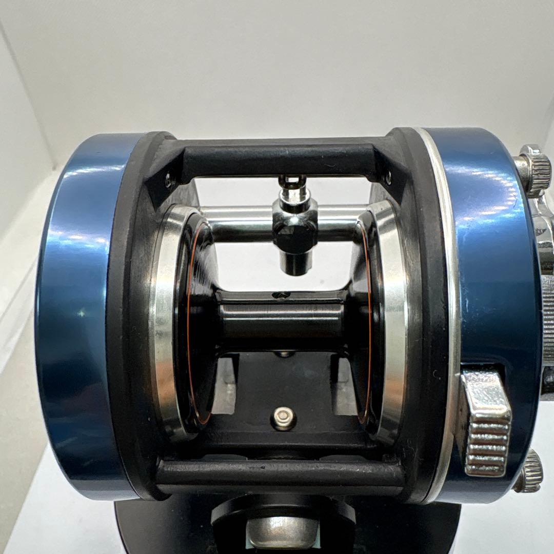 Daiwa Millionaire 4HM ベイトキャスティングリール
