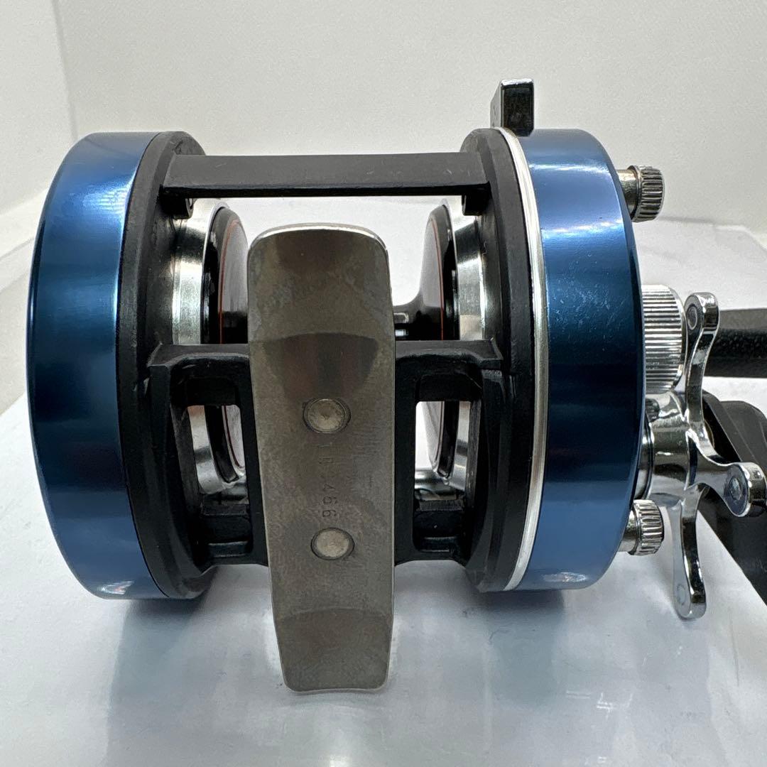 Daiwa Millionaire 4HM ベイトキャスティングリール