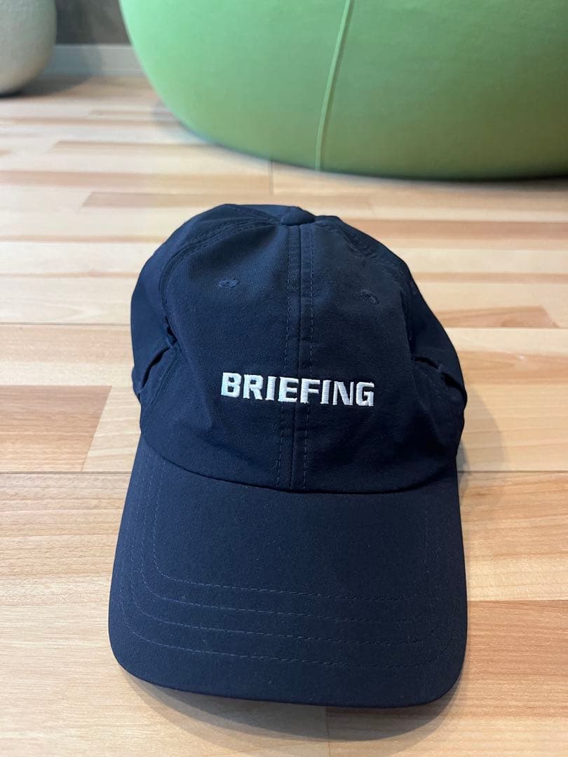 BRIEFING×Eyevol 紺　ゴルフキャップ