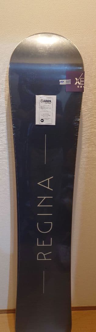 レディース　スノーボード板　ARBN 23 REGINA 146cm