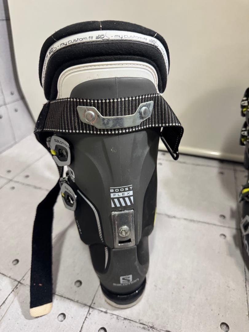 SALOMON スキーブーツ　28センチ