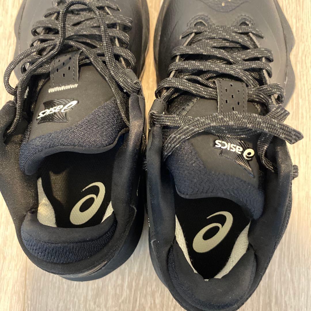 asics バッシュ25.5cm NOVA SURGE LOW 1061A043