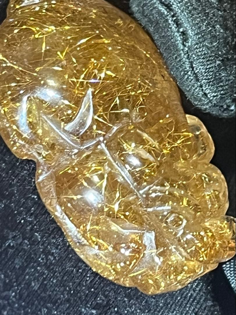貔貅　置物　流星群　ルチルクォーツ　ヒキュウ　金運　天然石　財運