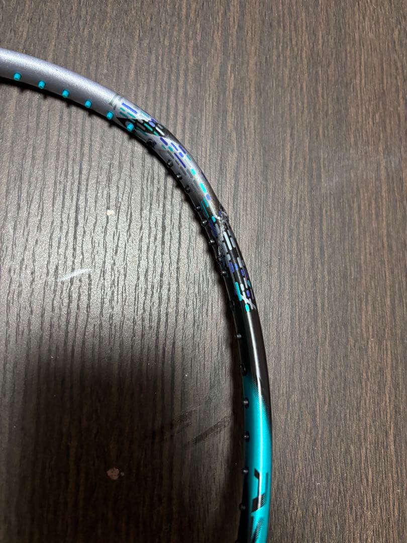 バドミントンラケット 黒 青 アストロクスdpro