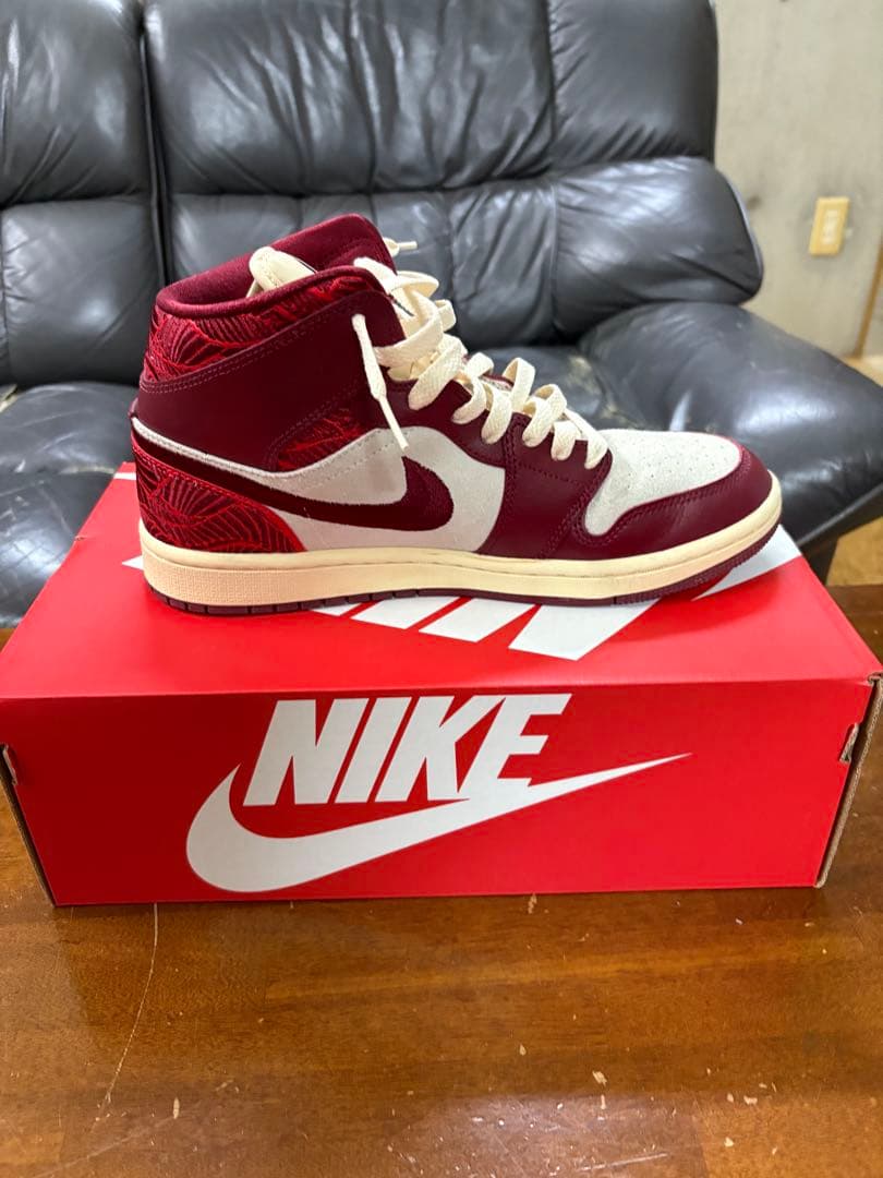 Nike Air Jordan 1 バーガンディ/クリーム 最終値下げ