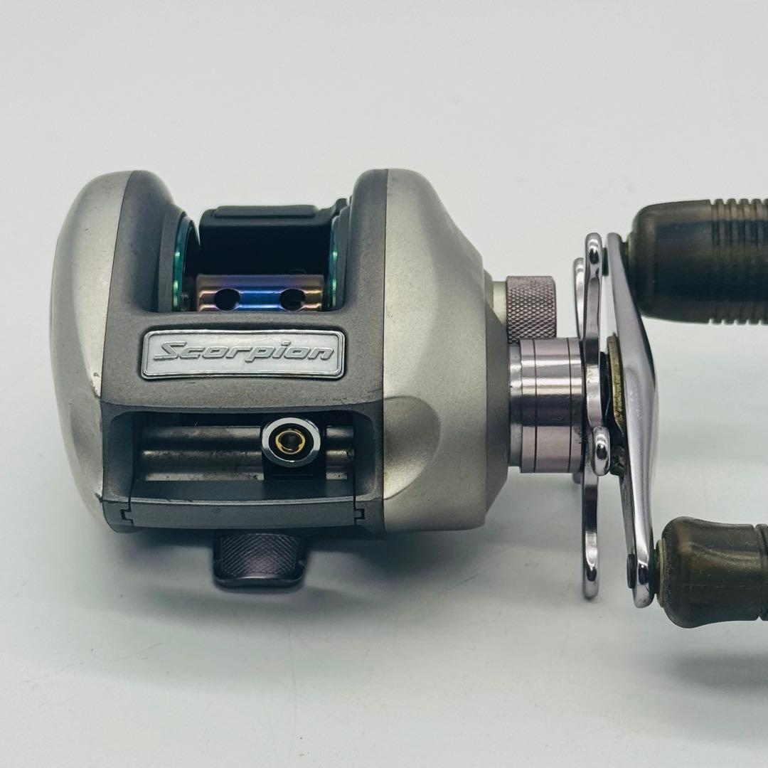 【キズ少ない】シマノ 97スコーピオン メタニウムXT 左ハンドル　銀メタ