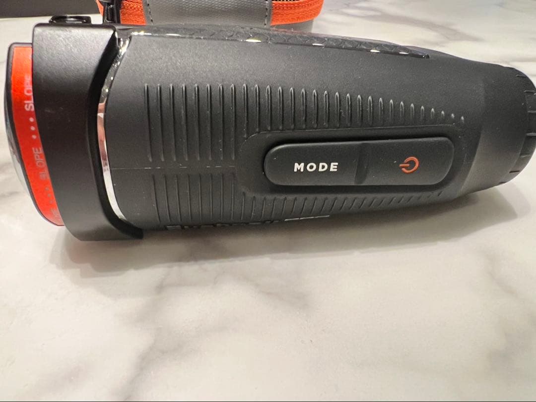 Bushnell X3+ゴルフ用距離計 ケース付き