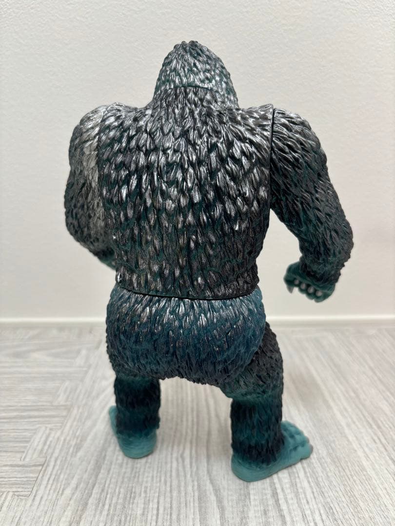 三大怪獣フィギュア王限定版　レッドキング　ドラコ　ギガス