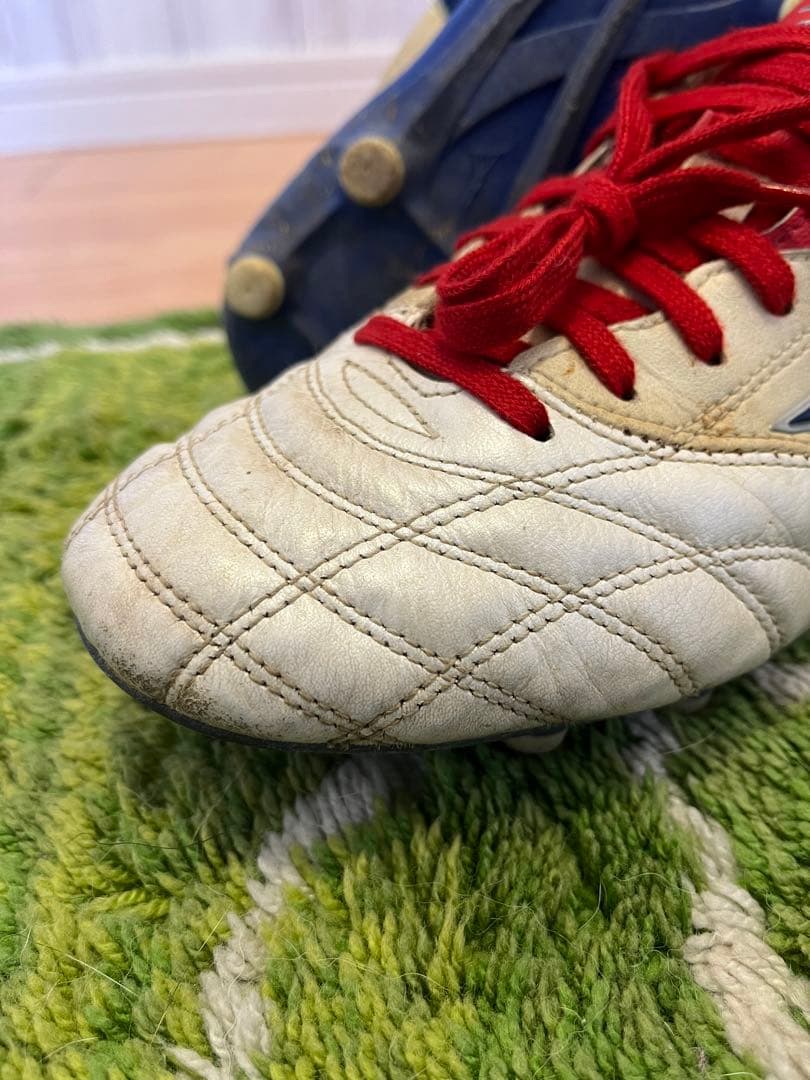 激レア サッカー スパイク ミズノ エストレーラネオ