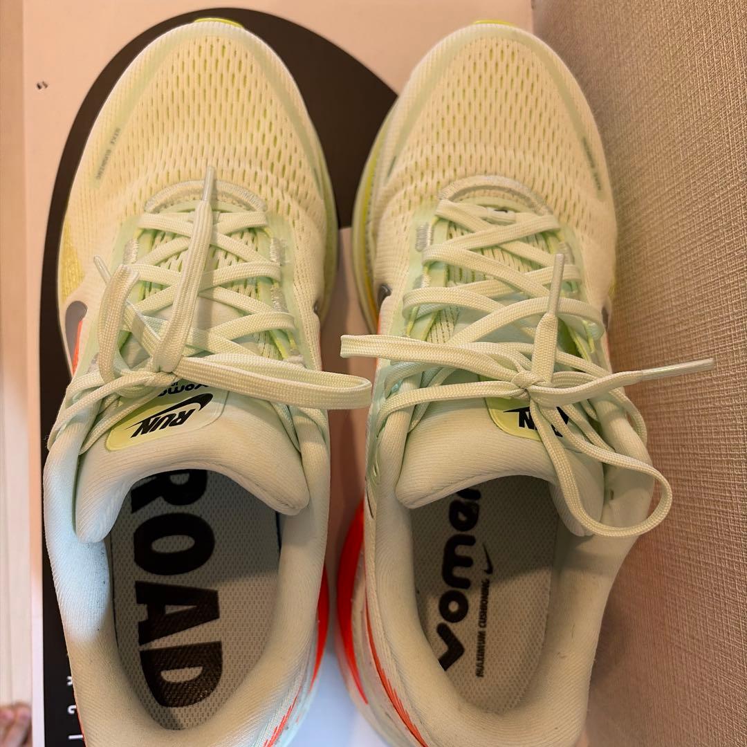 NIKEボメロ18 ナイキ 26cm VOMERO2 ランニングシューズ