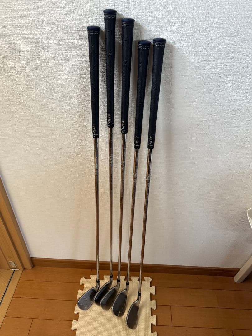 たくや