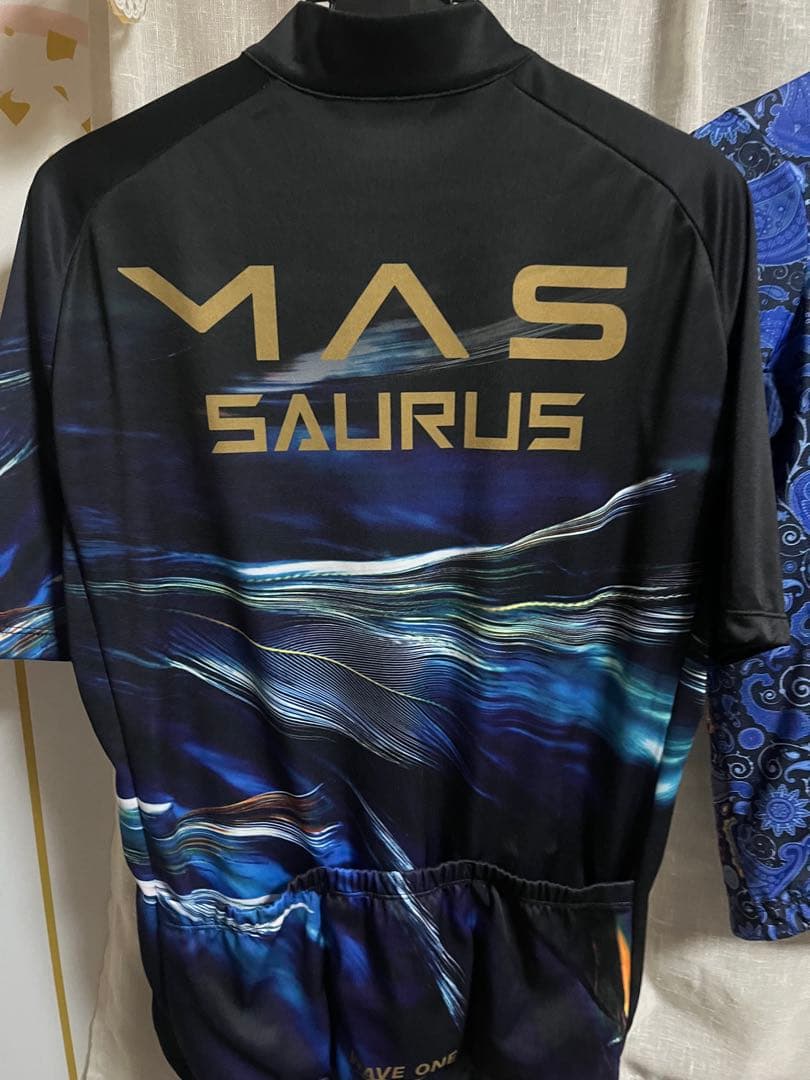 SAURUS WAVE ONE サイクルジャージ