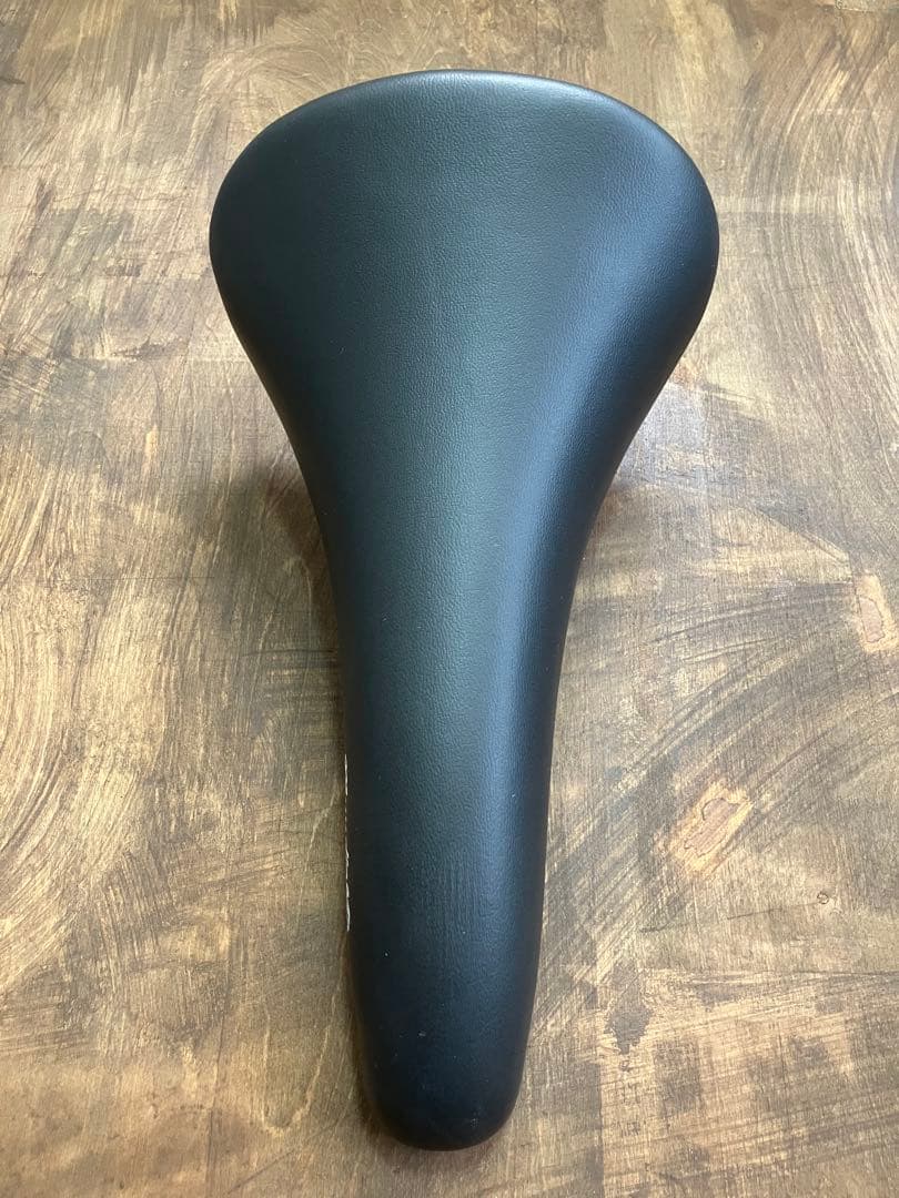 SELLE ITALIA MUNDIALITAサドル ブラック　AA2
