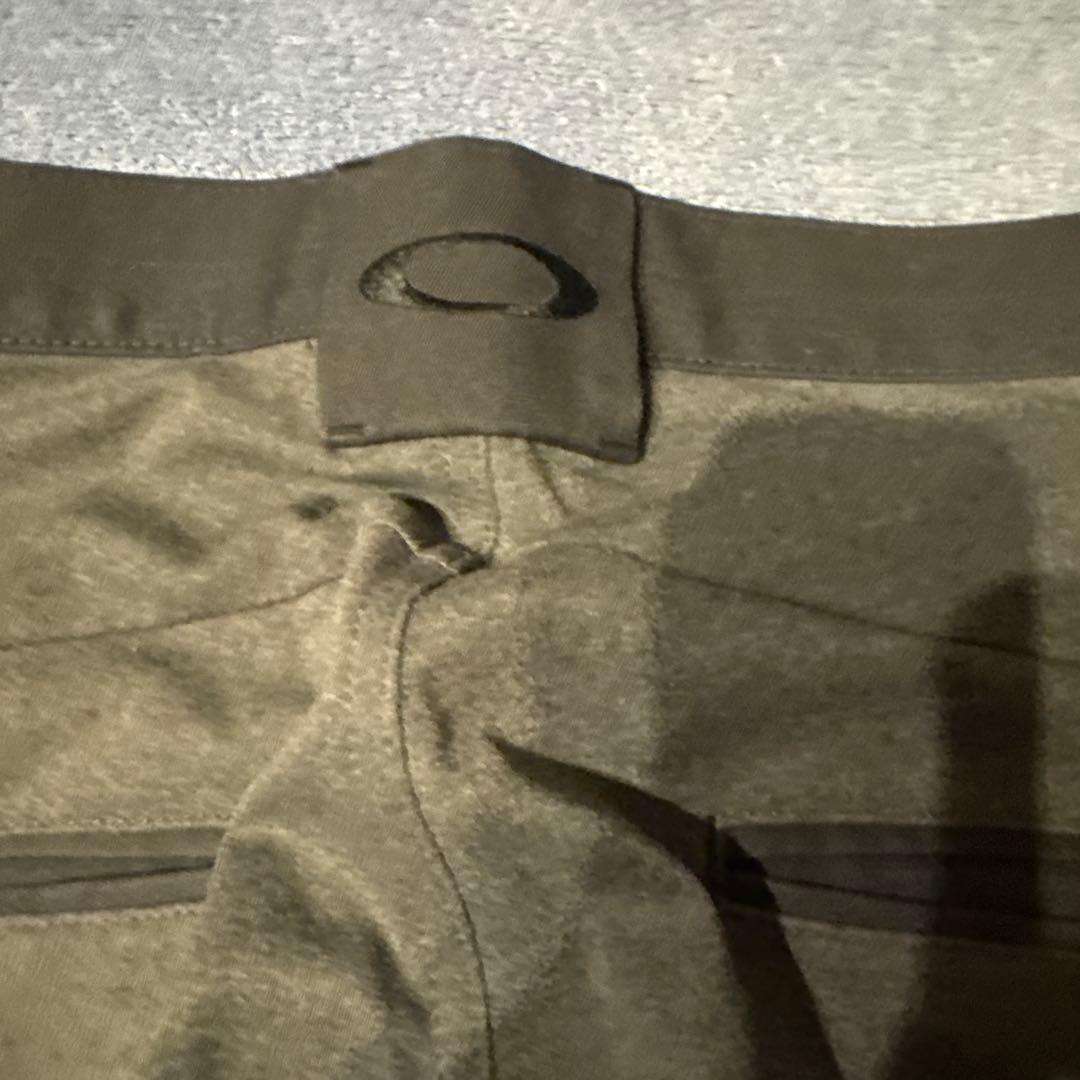 Oakley ゴルフパンツ サイズ34 グレー　円