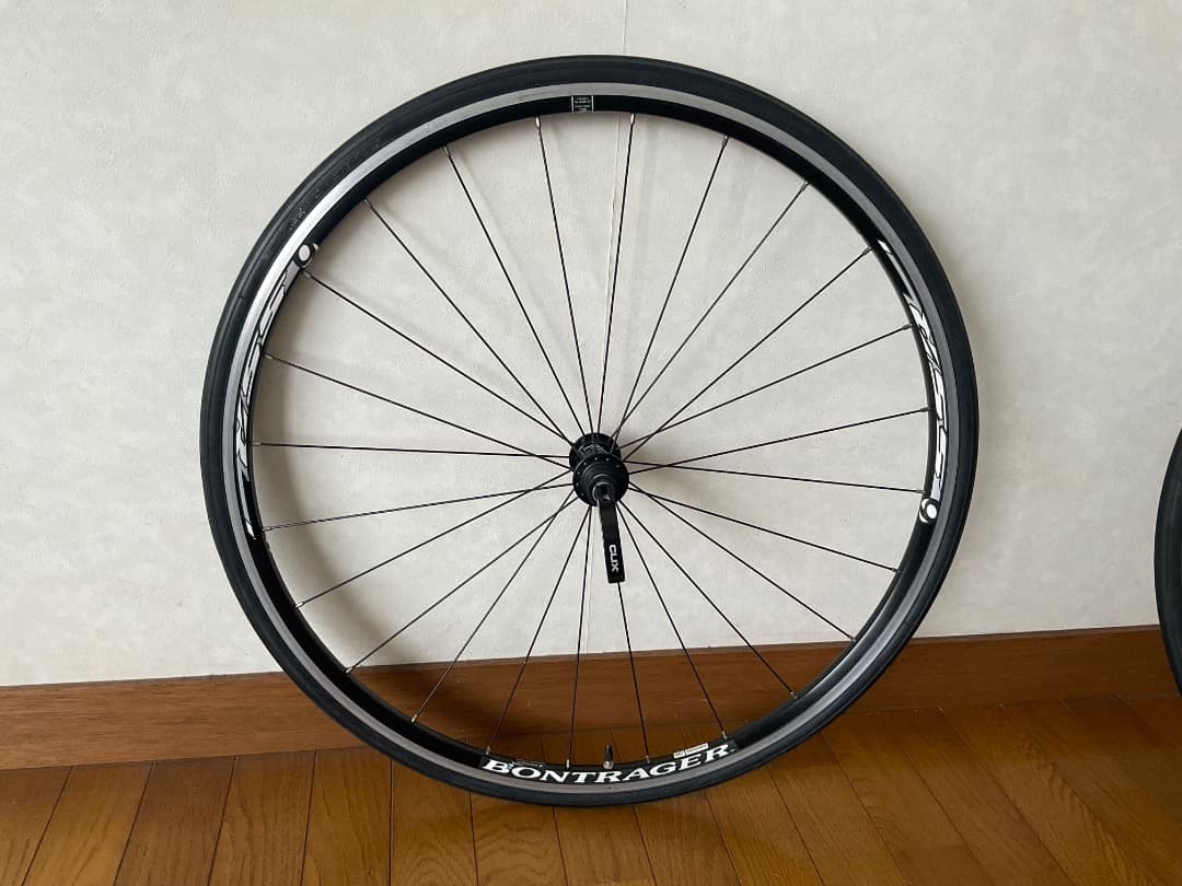 BONTRAGER 完組ホイールとホイールバッグ
