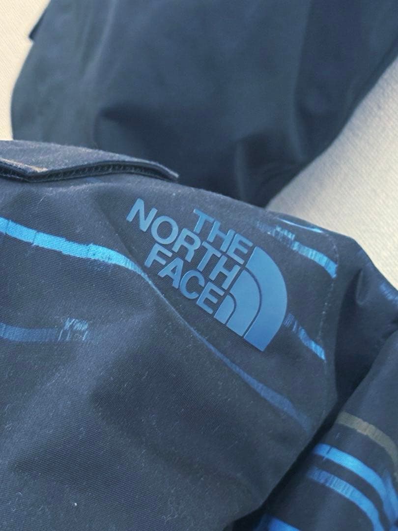 【上下セット】THENORTHFACEスノボスキーウェア黒S（日本サイズM程度）