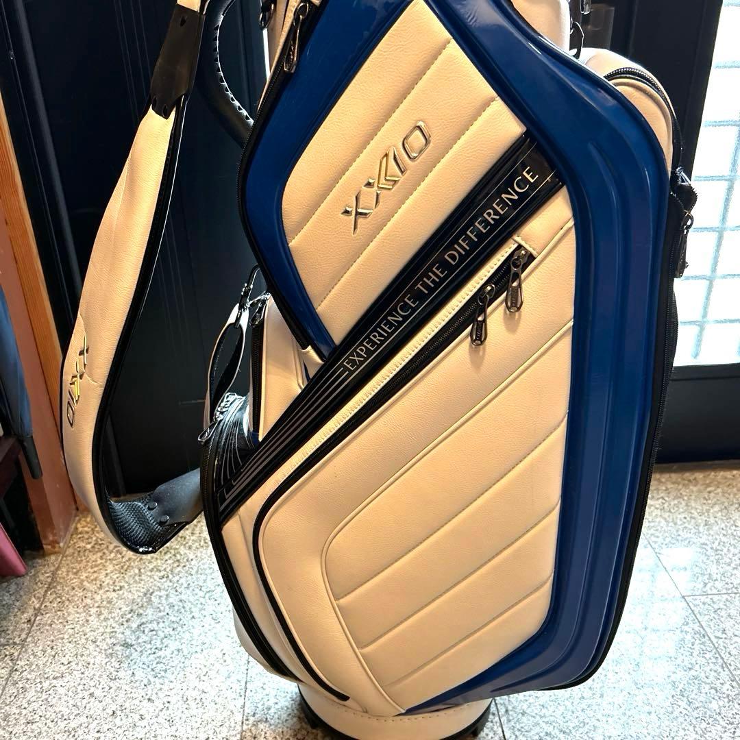 ダンロップスポーツウェルネス XXIO キャディバッグ
