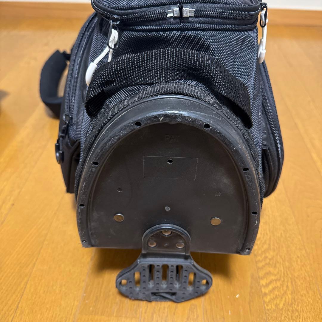 イエローロブスターキャディーバック　4種類ヘッドカバー付き